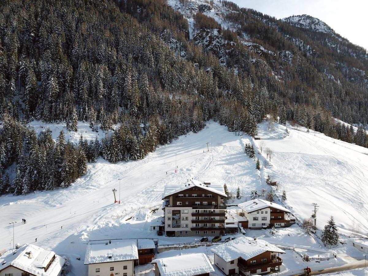 Aktivhotel Feichtner Hof Kaunertal Extérieur photo